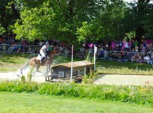 Zara Phillips riding High Kingdom